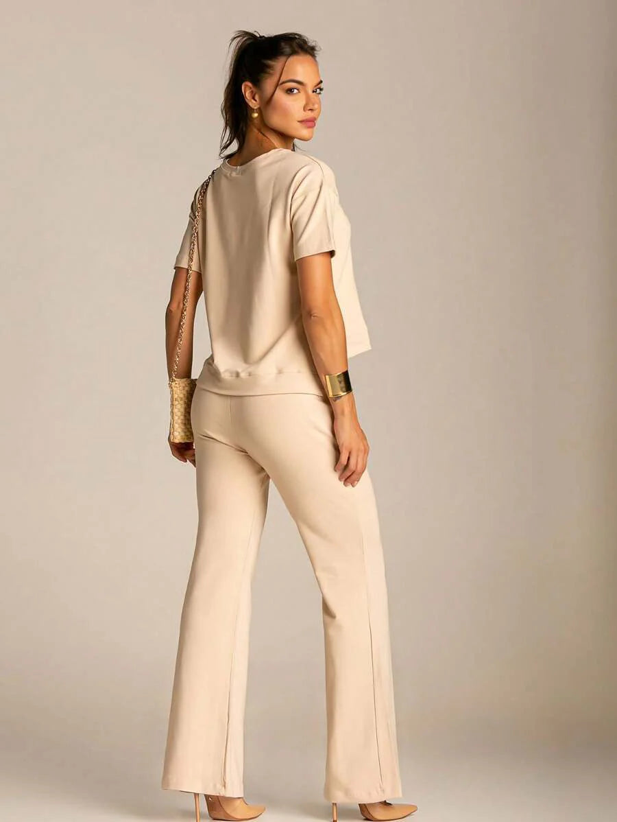 Conjunto Moletinho Feminino com Calça Pantalona e Blusa Mullet