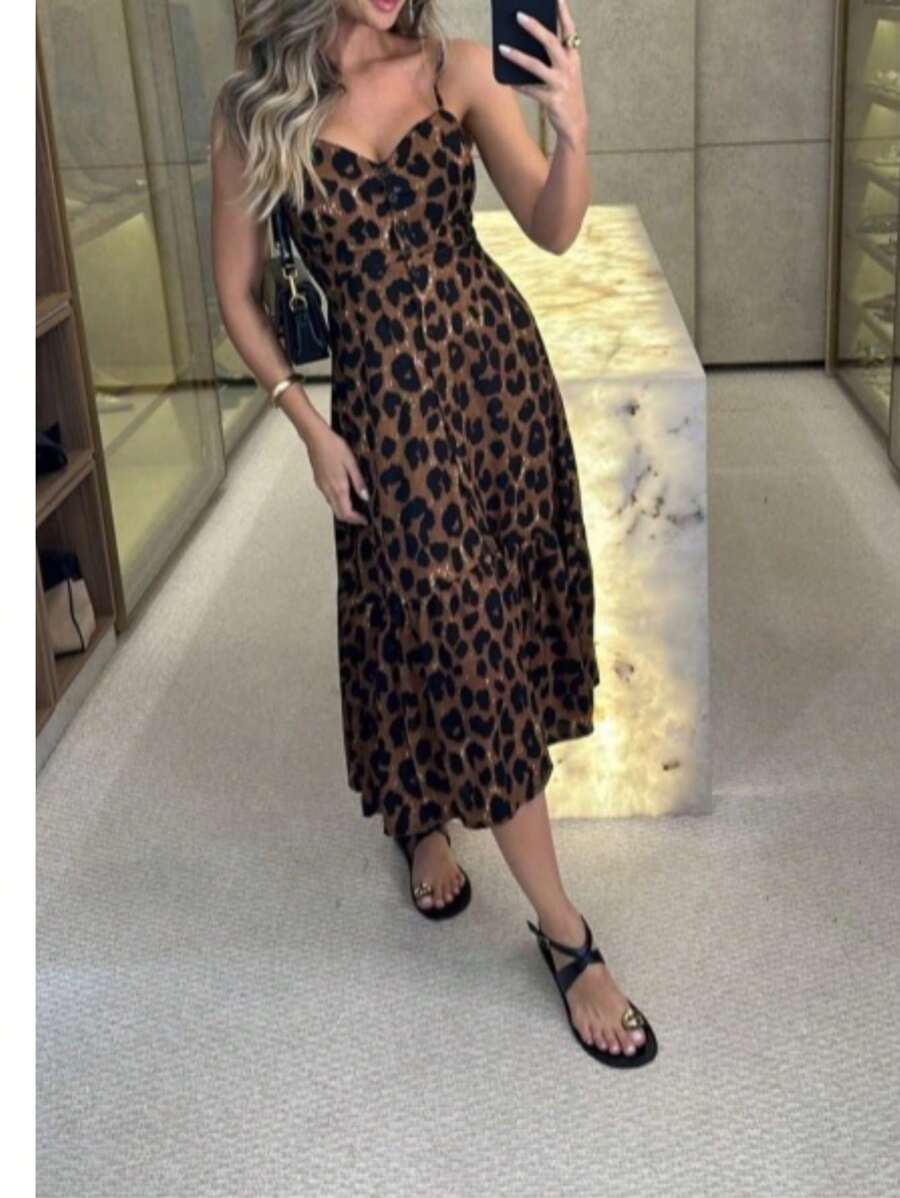 Vestido Midi Ayla – Moderno e Sofisticado