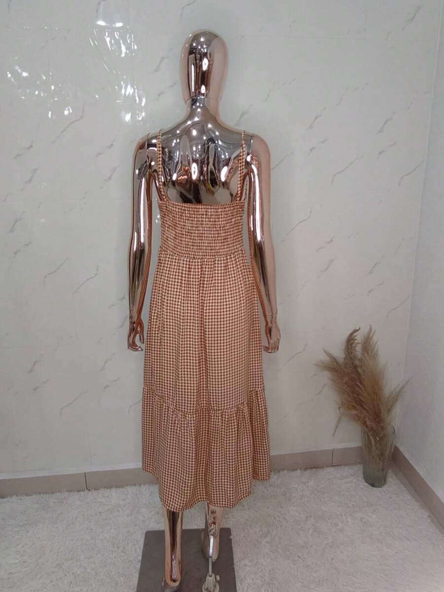 Vestido Midi Ayla – Moderno e Sofisticado