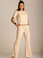 Conjunto Moletinho Feminino com Calça Pantalona e Blusa Mullet