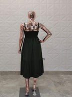 Vestido Midi Ayla – Moderno e Sofisticado