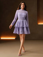 Vestido Curto com Manga Longa e Babados