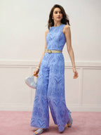 Conjunto 2 Peças com Blusa Cropped Bordada e Calça Pantalona