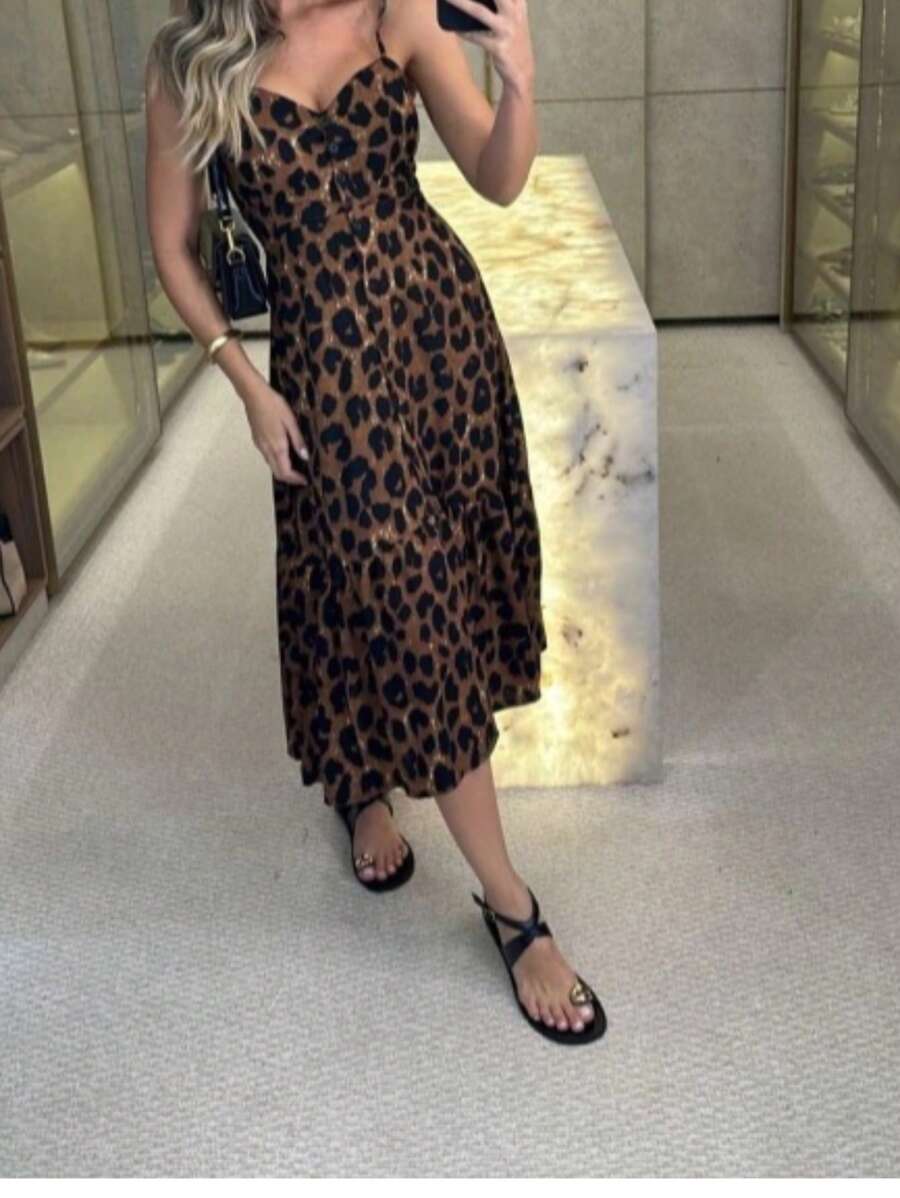 Vestido Midi Ayla – Moderno e Sofisticado