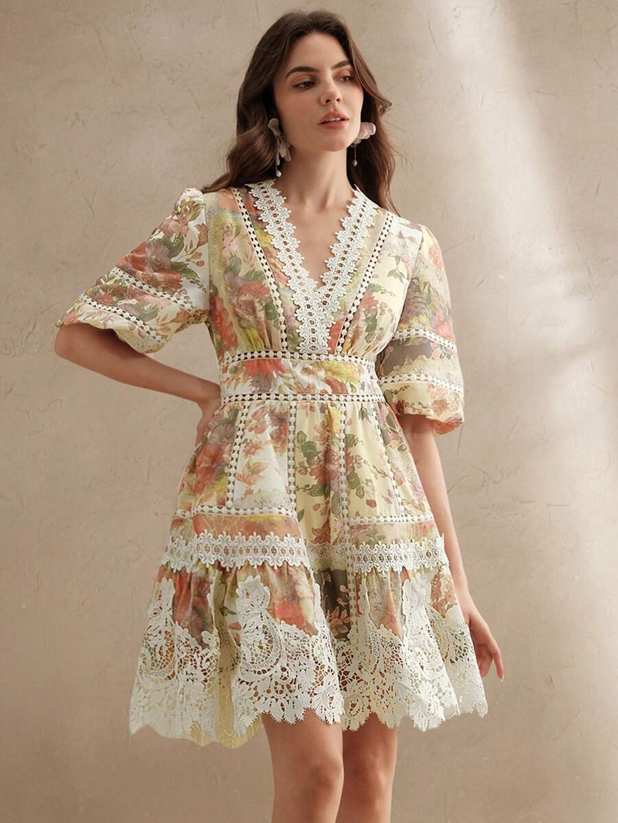 Vestido Midi Floral com Babados