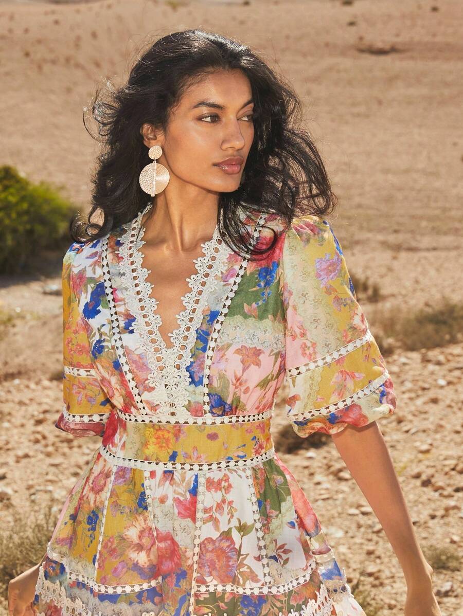 Vestido Midi Floral com Babados